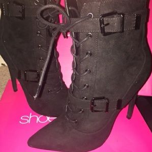 Lace up booties